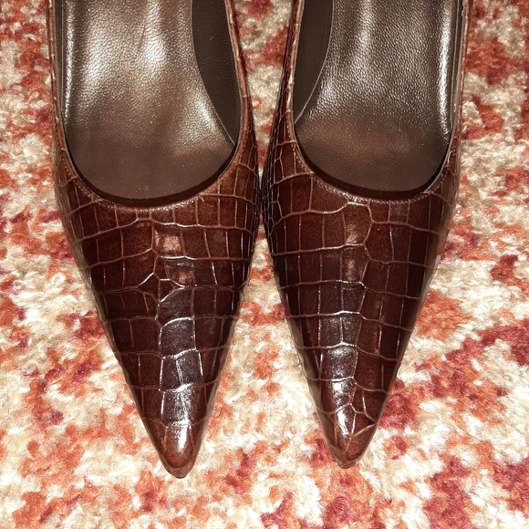 Stuart Weitzman croc ombre pumps - Picture 5 of 12
